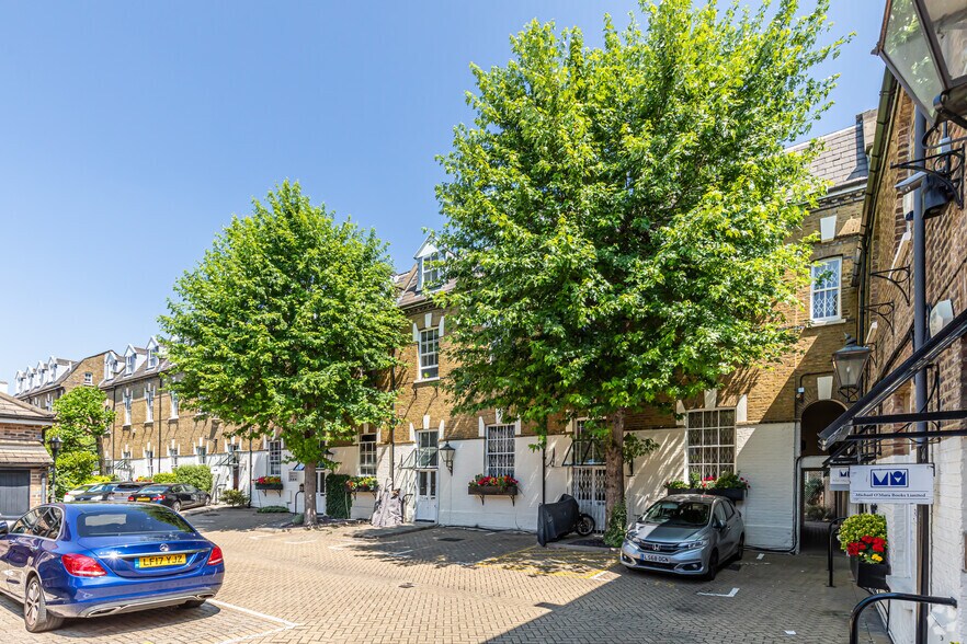 Tremadoc Rd, London for sale - Primary Photo - Image 1 of 1