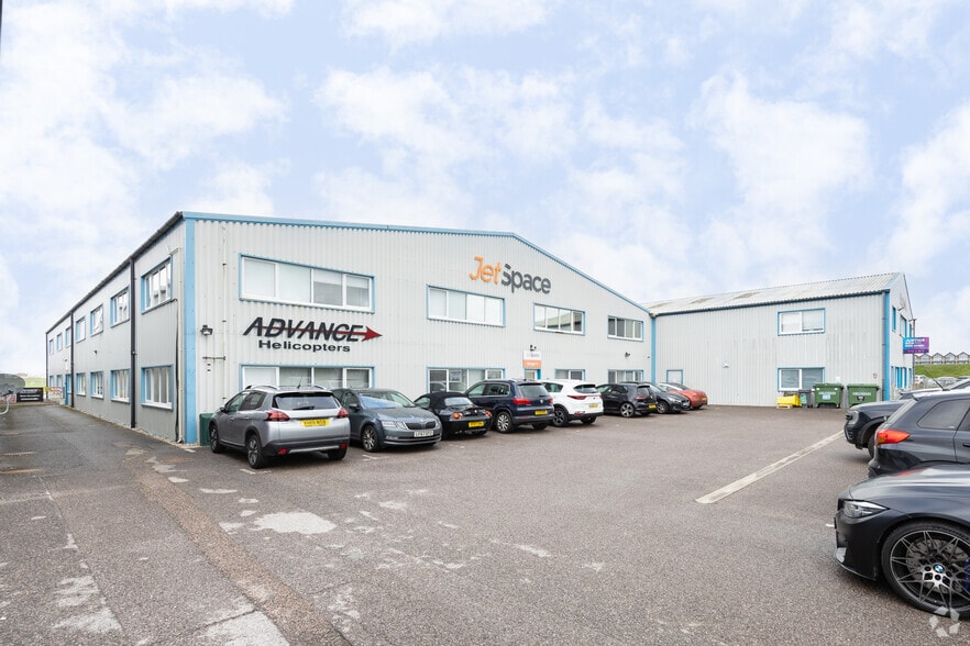 Cecil Pashley Way, Shoreham By Sea for sale - Primary Photo - Image 1 of 11