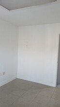 4520 SW 71st Ave, Miami, FL for rent Interior Photo- Image 2 of 3