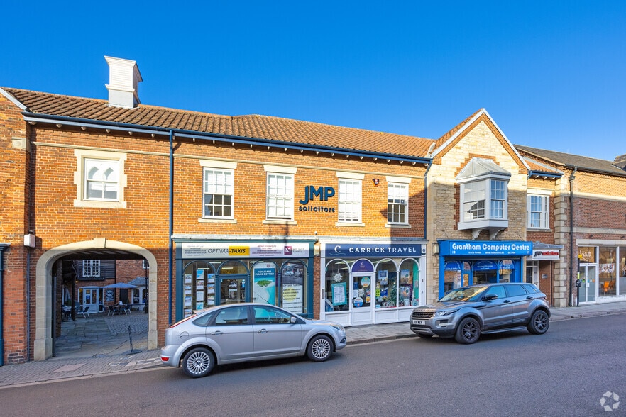 10 Guildhall St, Grantham for sale - Primary Photo - Image 1 of 1