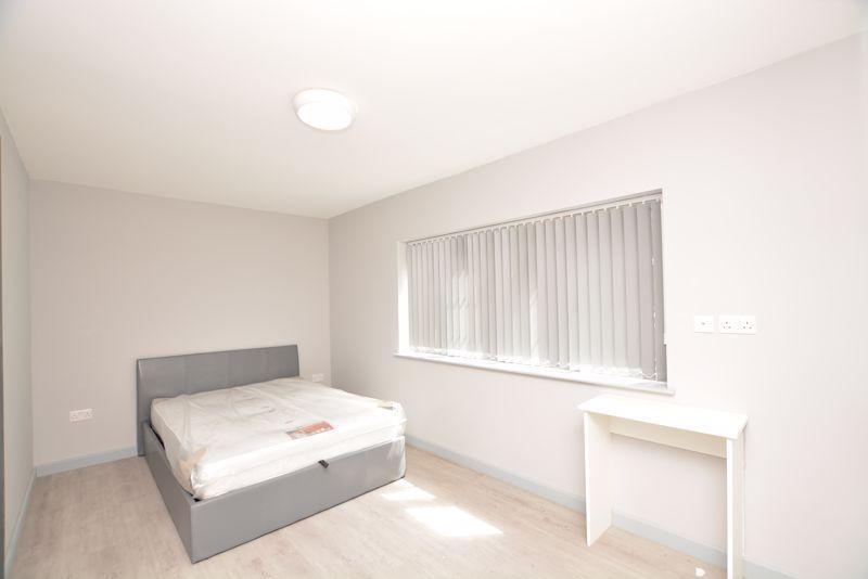 11 Market Pl, Gerrards Cross for sale Interior Photo- Image 1 of 1