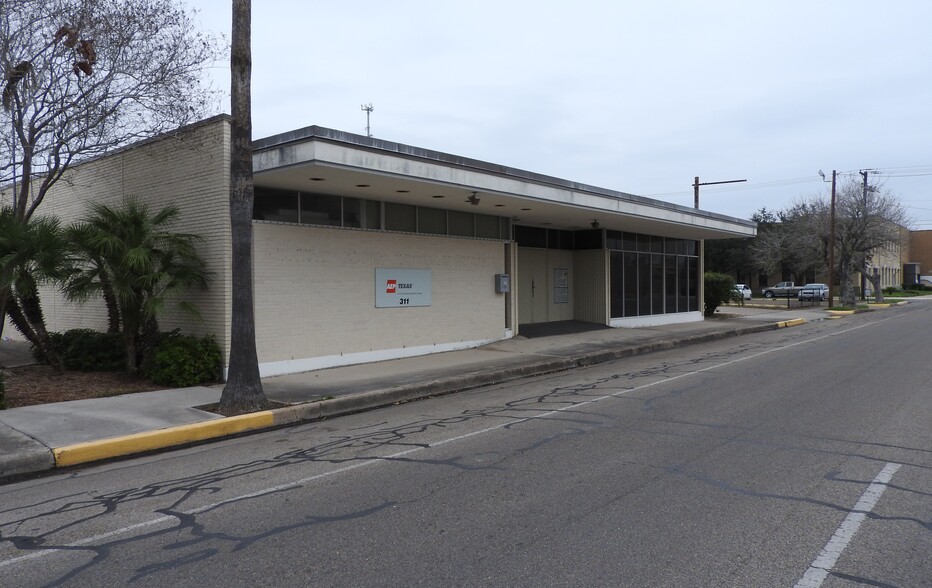 311 E Van Buren Ave, Harlingen, TX for sale - Primary Photo - Image 1 of 1