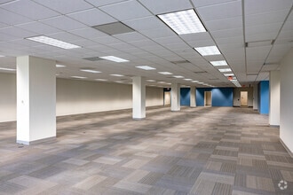 5202 Presidents Ct, Frederick, MD to rent Interior Photo- Image 1 of 6