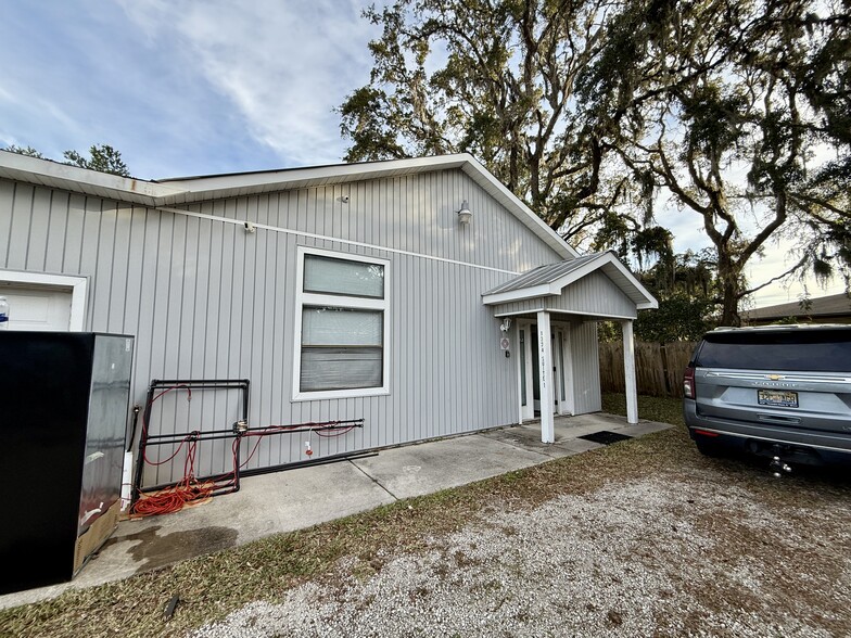 1324 S 14th St, Fernandina Beach, FL for rent - Building Photo - Image 2 of 23