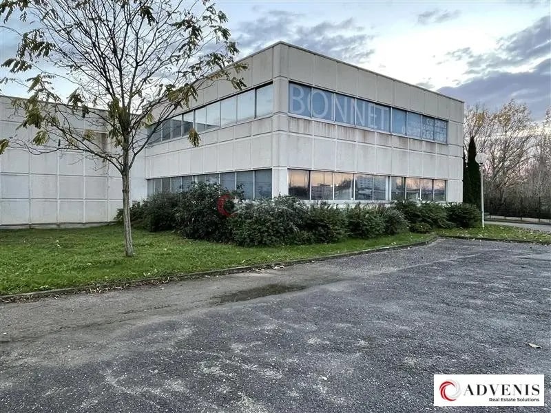 Vente Local d'activités 196 m² à 2 475 m² - Photo 1