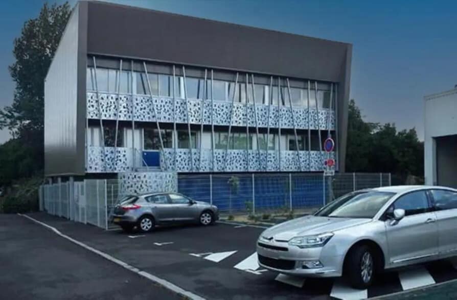 1 Rue Viau, Rezé to rent - Building Photo - Image 1 of 7