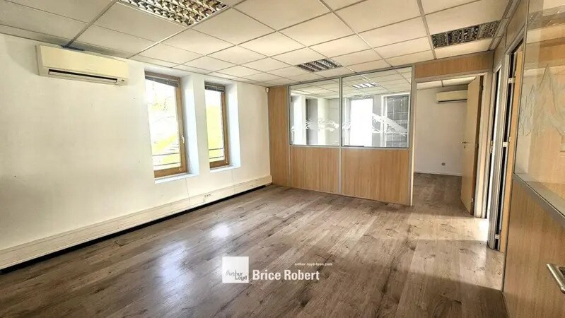 Office in Lyon to rent - Interior Photo - Image 3 of 18