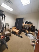 523 Park Point Dr, Golden, CO to rent Building Photo- Image 2 of 5