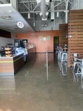 4415 LJ Pky, Sugar Land, TX to rent Interior Photo- Image 1 of 4