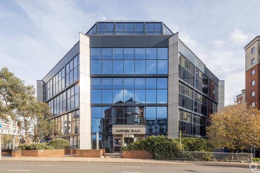 Watlington St, Reading for sale - Primary Photo - Image 1 of 1