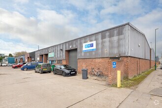 Little Tennis St, Nottingham for rent Building Photo- Image 1 of 5