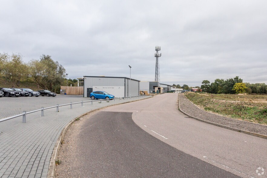 Lakes Business Park, Fenstanton for sale - Primary Photo - Image 1 of 1