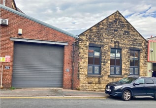 Middleton Rd, Morley to rent Building Photo- Image 1 of 1