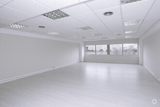 Camino Rejas, 1, Coslada, Madrid to rent Interior Photo- Image 1 of 3