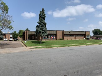 More details for 836 Richard Dr, Eau Claire, WI - Office for Sale