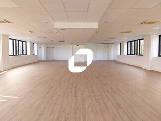 More details for 12 Rue Du Fort De Saint-Cyr, Montigny-le-Bretonneux - Office to Rent