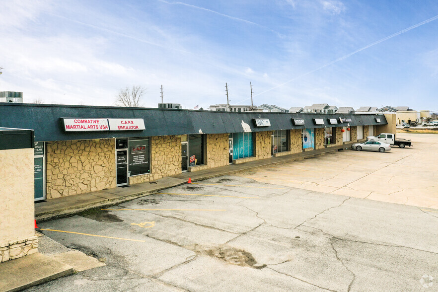 8108 E Memorial St, Bixby, OK for rent - Building Photo - Image 1 of 8