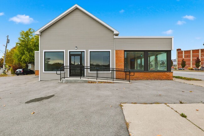 More details for 211 W Ridge Rd, Rochester, NY - Retail for Sale