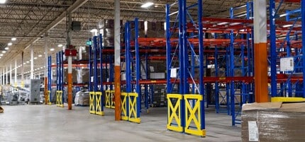 1530 Gamble Pl, Winnipeg, MB to rent Interior Photo- Image 2 of 3