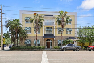 155 8th St N, Saint Petersburg, FL for rent Building Photo- Image 1 of 55