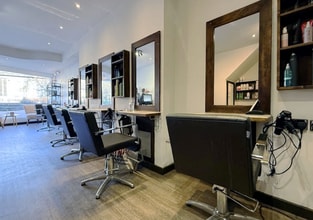 89 High St, Cheadle to rent Interior Photo- Image 2 of 3