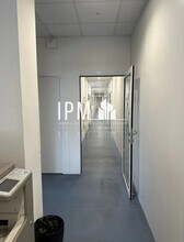 Office in Marseille to rent Interior Photo- Image 1 of 2