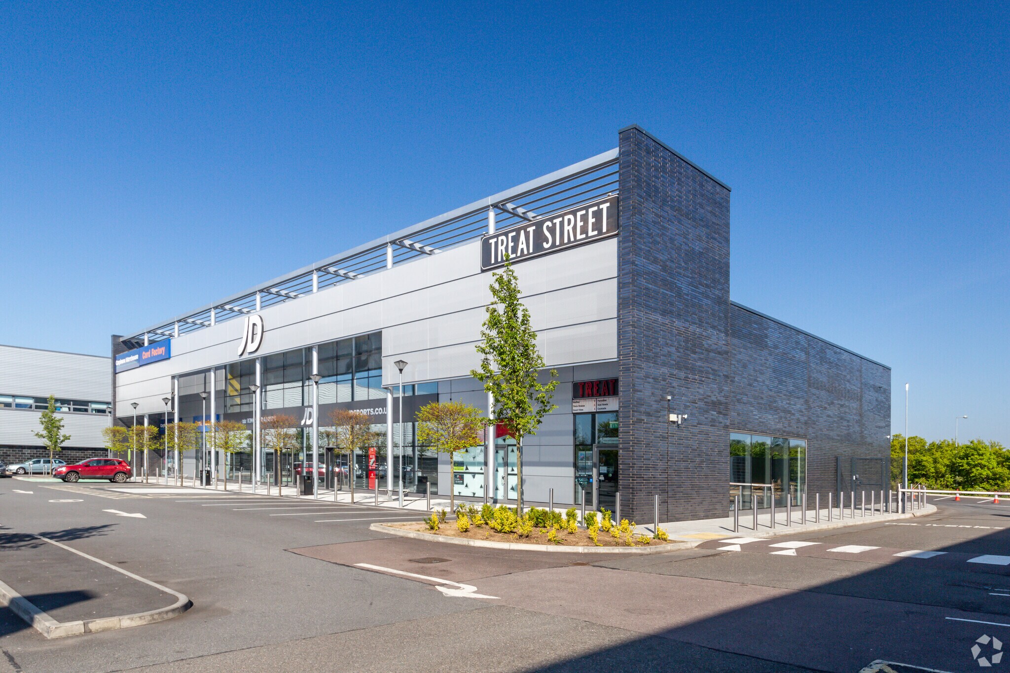 Stadium Way, Milton Keynes for sale Primary Photo- Image 1 of 1