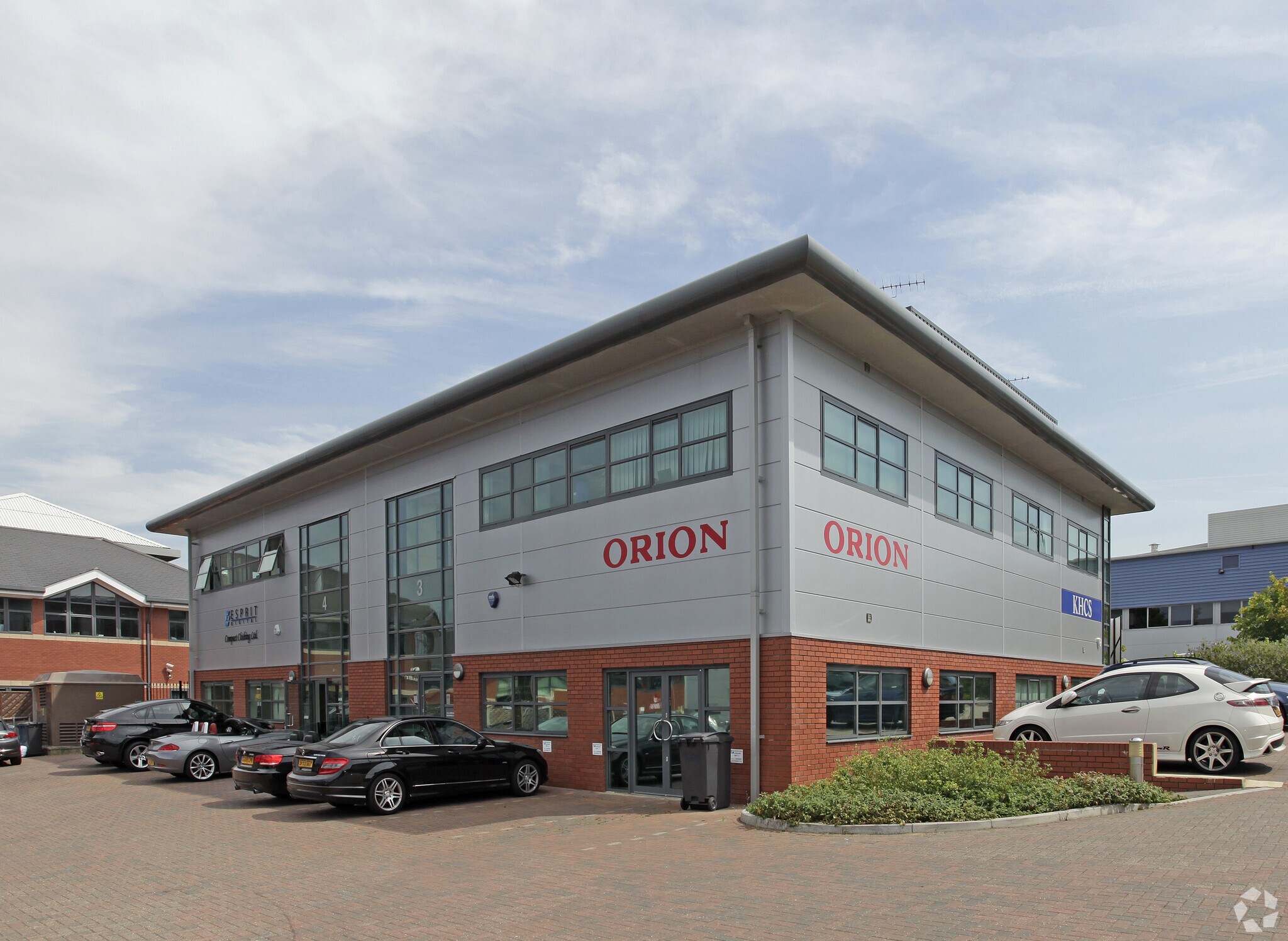 Manor Way, Borehamwood for sale Primary Photo- Image 1 of 1