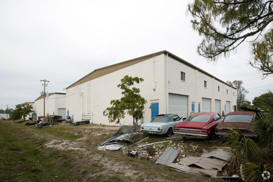 16260-16280 Old US 41, Fort Myers, FL for sale - Building Photo - Image 3 of 4