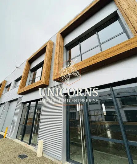 Location Local d'activités 296 m² à 1 184 m² - Photo 1
