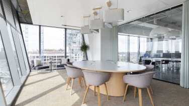 Alington Rd, St Neots to rent - Interior Photo - Image 2 of 6