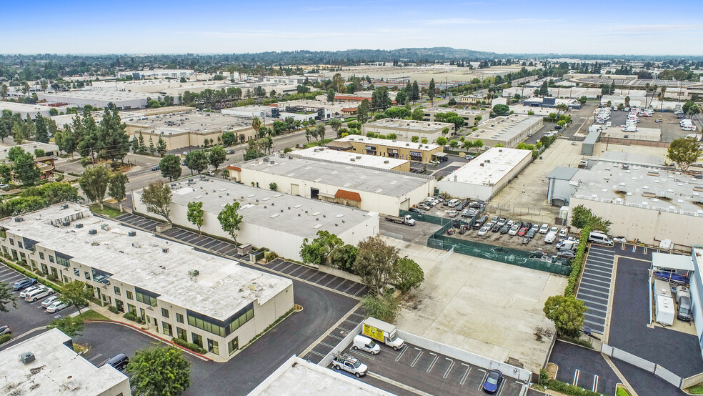 505 W Lambert Rd, Brea, CA for sale - Aerial - Image 2 of 4