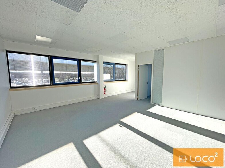 Office in Labège to rent - Building Photo - Image 1 of 11