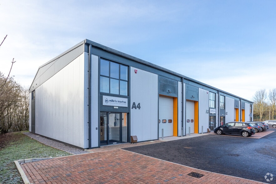 West Cepen Way, Chippenham for sale - Primary Photo - Image 1 of 1