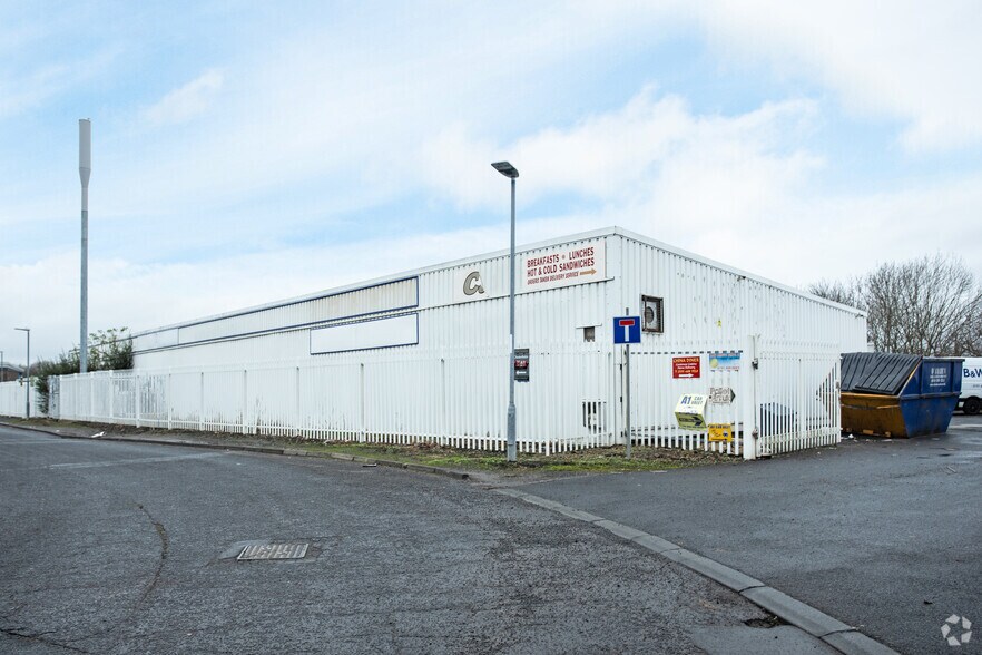 Whickham Industrial Estate, Newcastle Upon Tyne for rent - Building Photo - Image 2 of 4