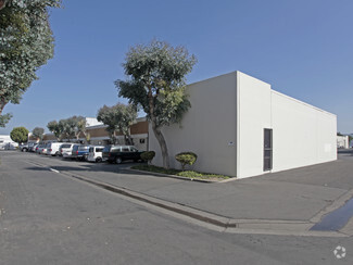 More details for 130-152 E Garry Ave, Santa Ana, CA - Industrial for Rent