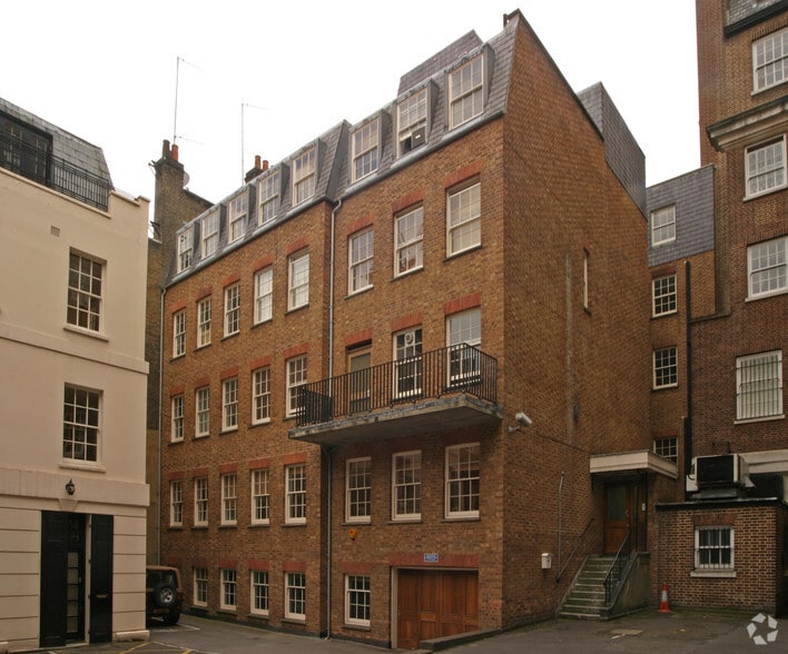 35-36 Grosvenor St, London to rent - Building Photo - Image 3 of 5