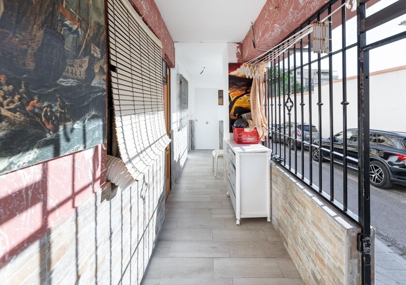 Retail in Granada, Granada for sale - Building Photo - Image 2 of 23