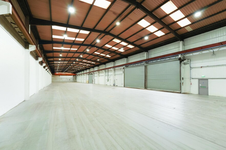 Walker Industrial Estate, Walker Rd, Blackburn to rent - Building Photo - Image 2 of 14