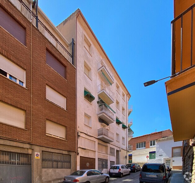 Calle Francisco de Quevedo, 5, Guadalajara, Guadalajara for sale - Building Photo - Image 2 of 2