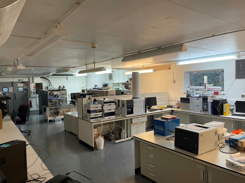 45 Colworth Rd, Sharnbrook to rent - Interior Photo - Image 2 of 8