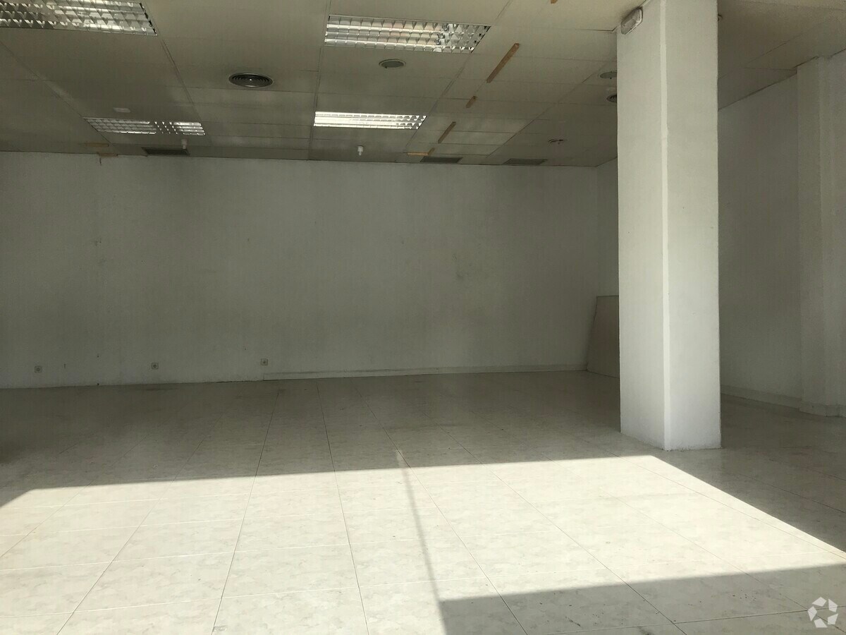 Paseo de Valdelasfuentes, 9, Alcobendas, MAD 28100 - Unit Puerta L3, Esc. 4 -  - Interior Photo - Image 2 of 4