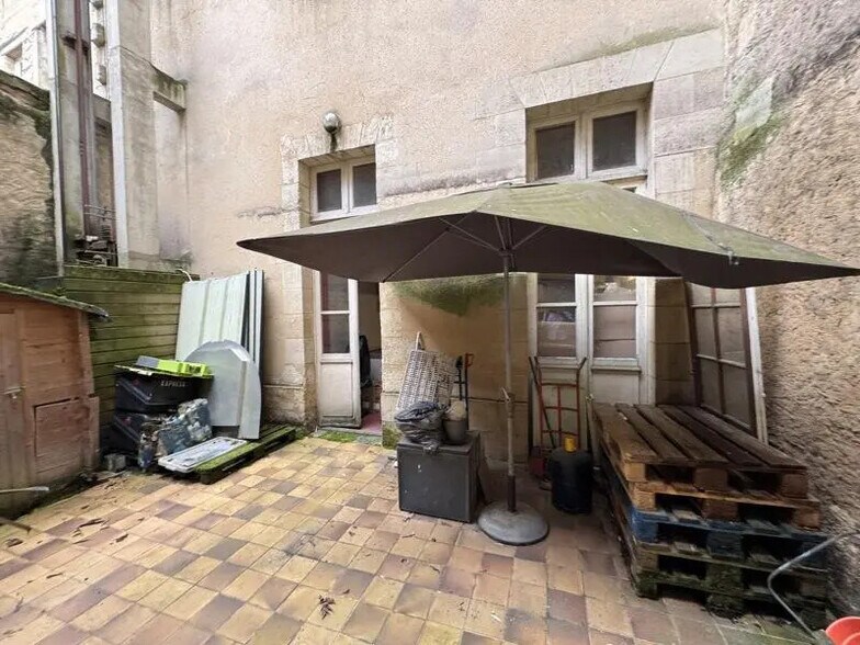 Retail in Bordeaux for sale - Building Photo - Image 2 of 5