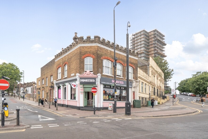 89 Walmer Ter, London for sale - Building Photo - Image 2 of 5
