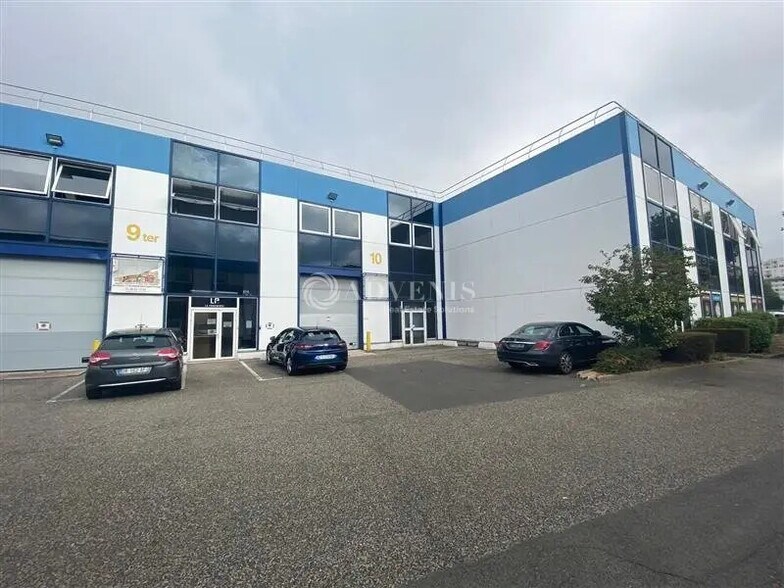 Light Industrial in Vitry-sur-Seine to rent - Building Photo - Image 3 of 6