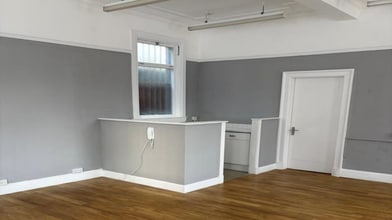 2 Main St, East Kilbride to rent Interior Photo- Image 2 of 2