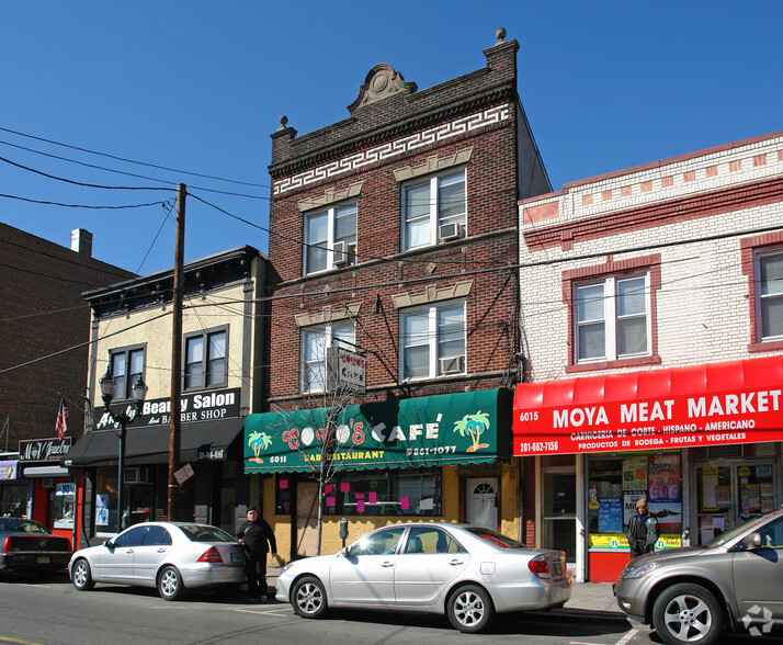 6013 Park Ave, West New York, NJ for sale - Primary Photo - Image 1 of 1