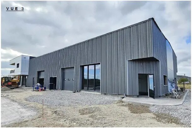 Light Industrial in Avermes for sale Building Photo- Image 1 of 3