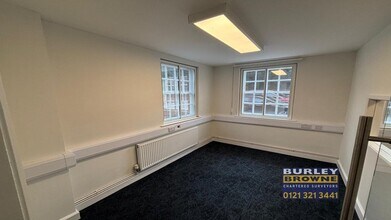 22 Bore St, Lichfield to rent Interior Photo- Image 2 of 5