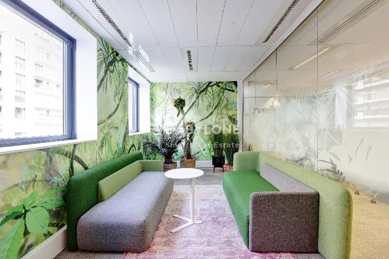 Office in Levallois-Perret to rent - Building Photo - Image 3 of 10